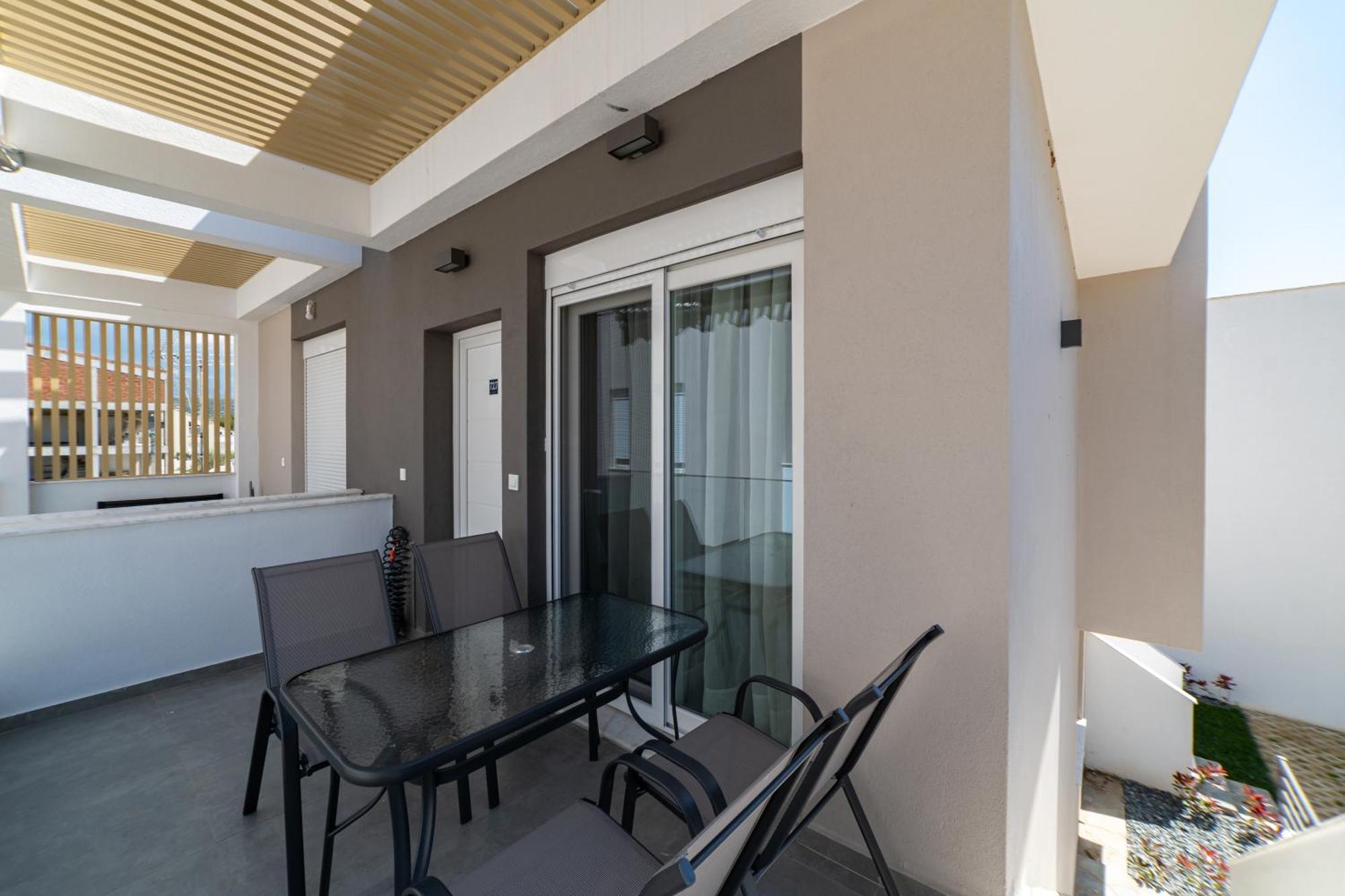 Danai & Palm Residential Complexes Apartment Ofrinion Luaran gambar