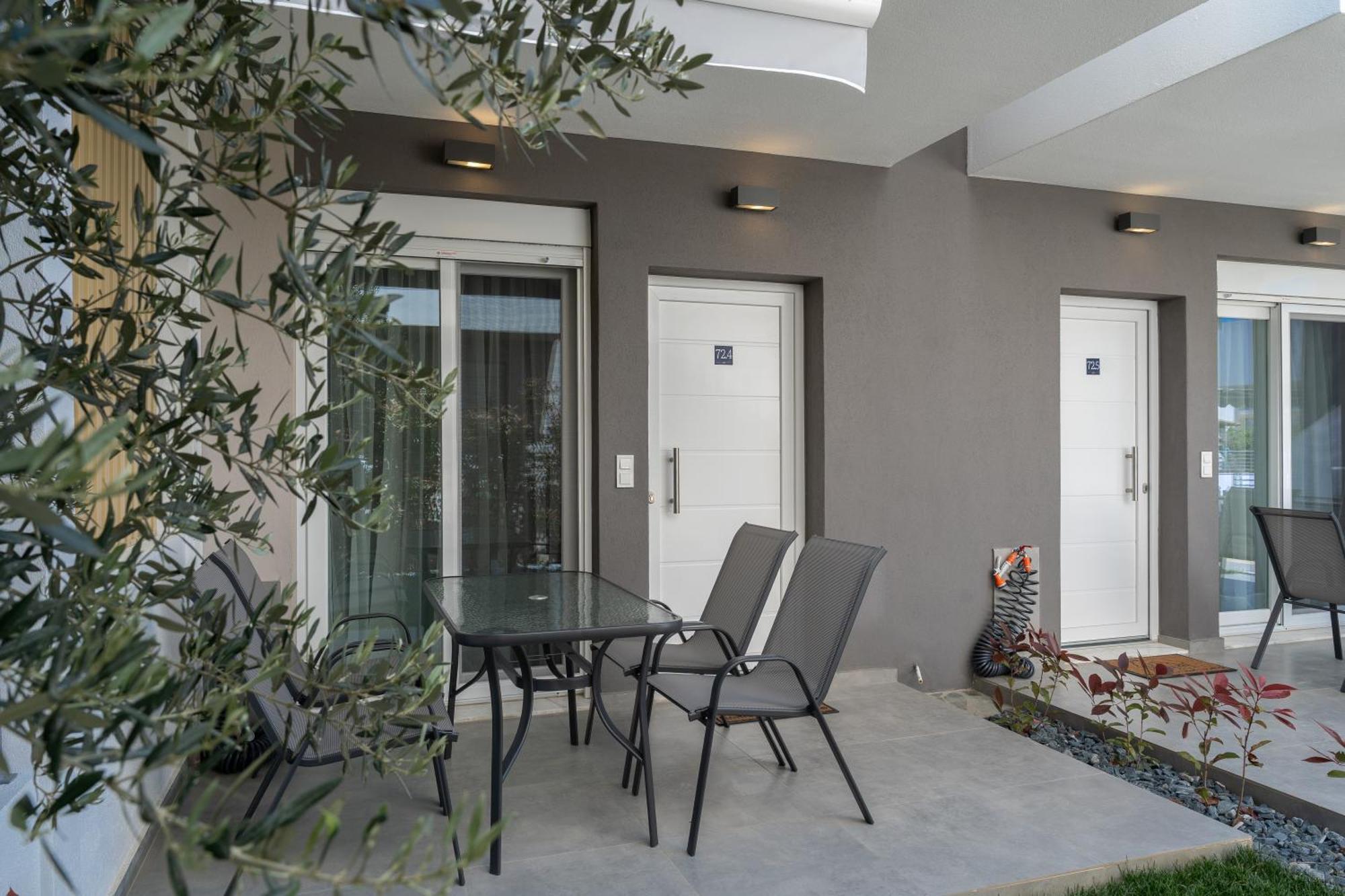 Danai & Palm Residential Complexes Apartment Ofrinion Luaran gambar